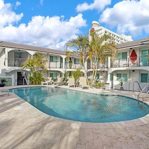 Ra Suites